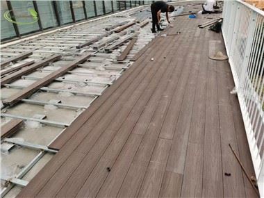 EcoTechWood tredje generasjons co-ekstruderte hule, runde hull hagegulv